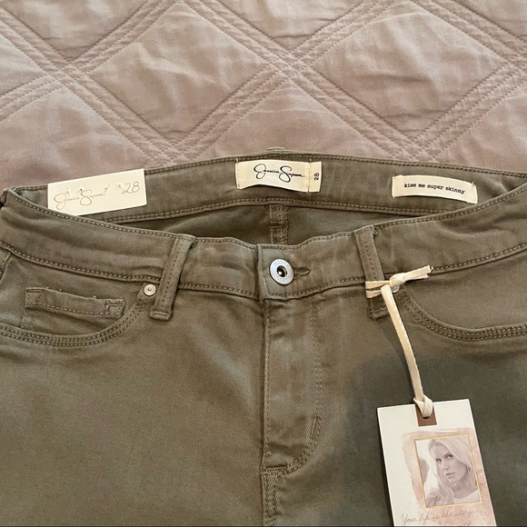 NWT Jessica Simpson Kiss Me Super Skinny Jeans in Soft Olive - Picture 5 of 10